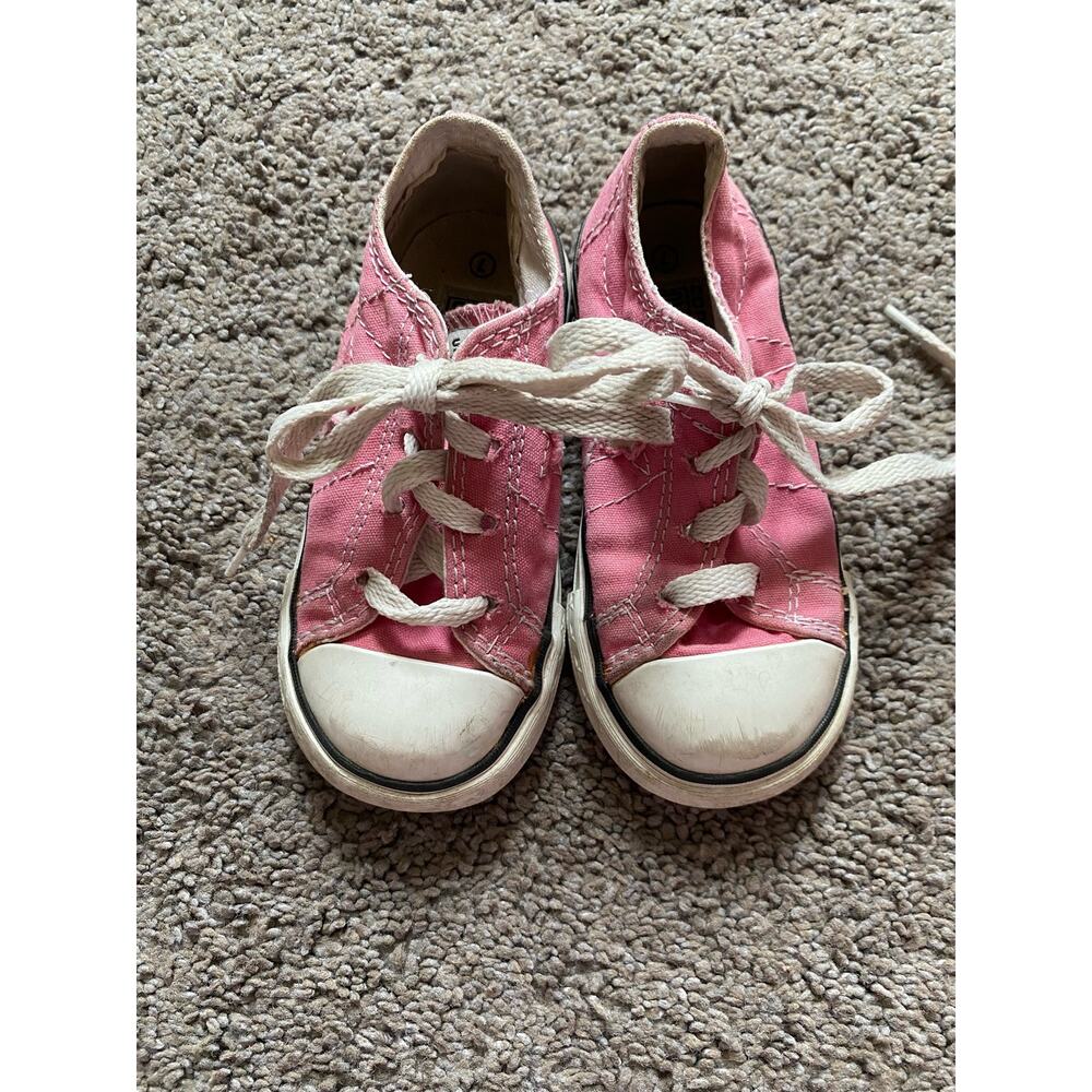Girls One Star Pink Converse- size 7